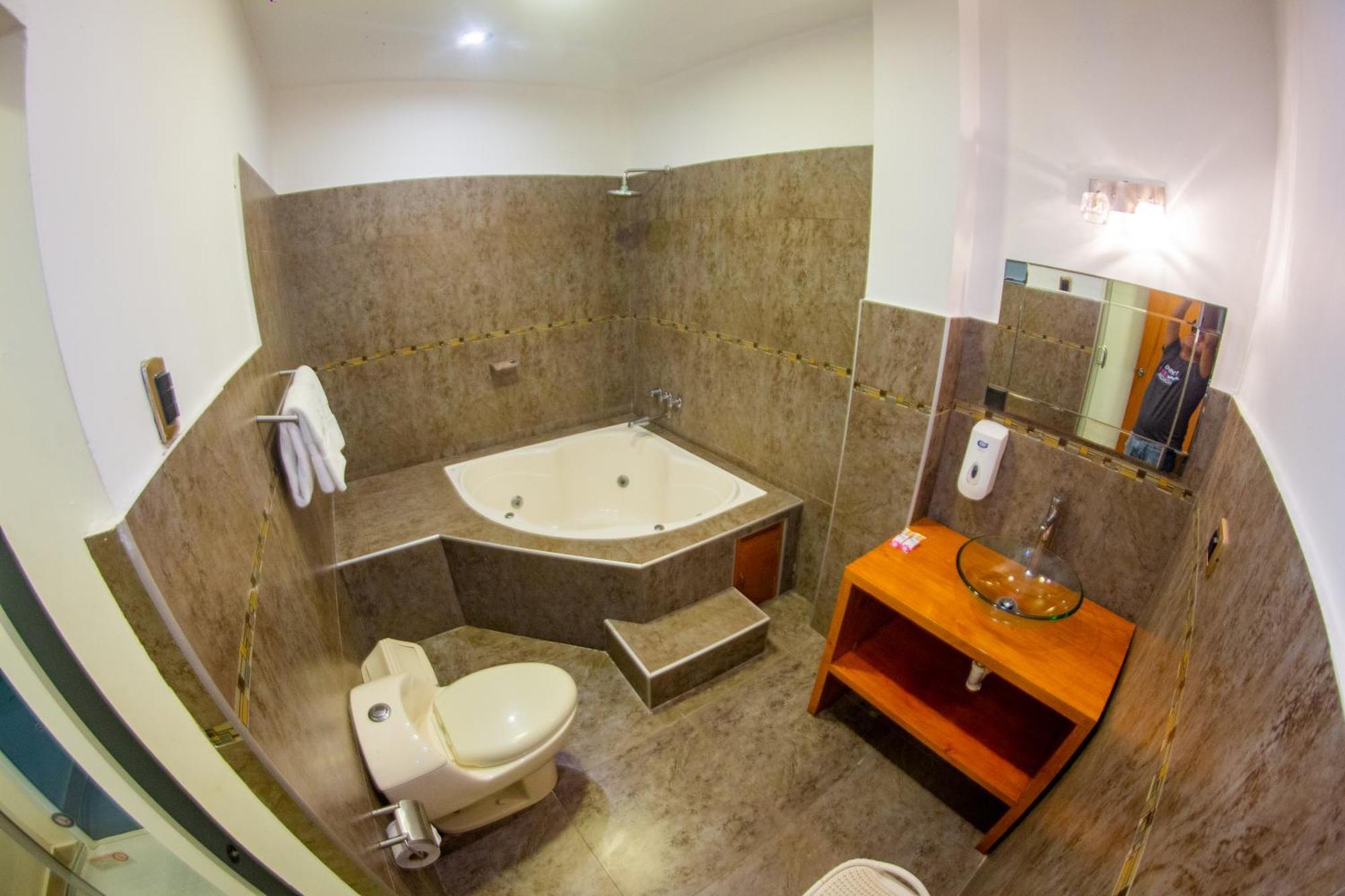 Hotel Resort Thiago Чинча-Альта Экстерьер фото