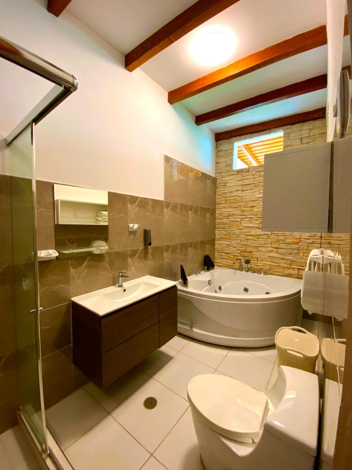 Hotel Resort Thiago Чинча-Альта Экстерьер фото